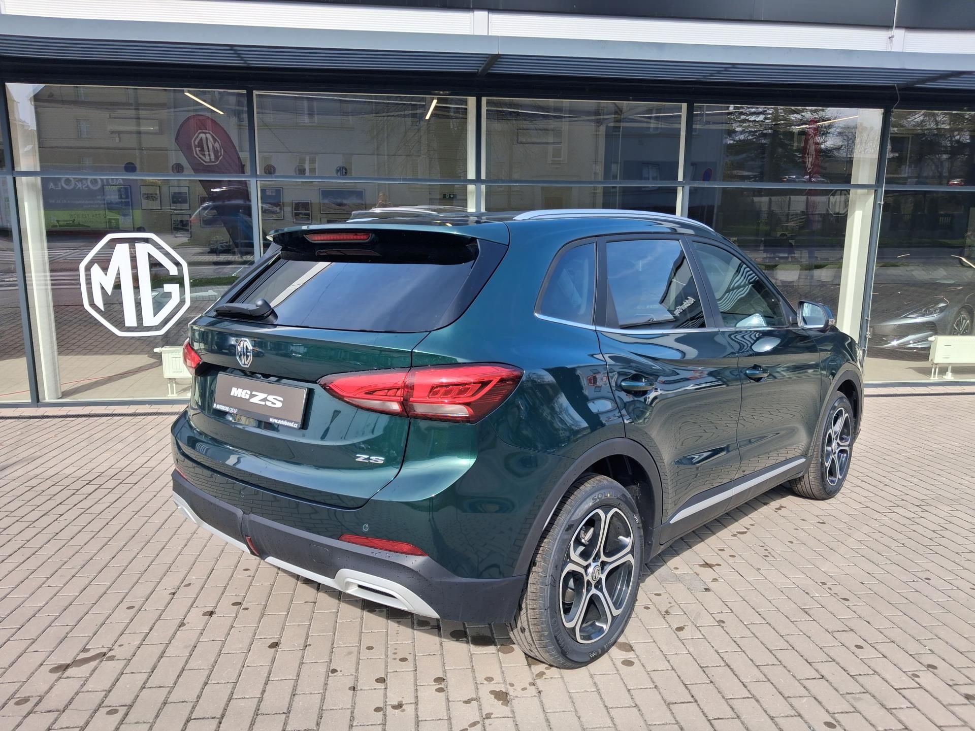 MG ZS, ELEGANCE 1.5 85kW 5MT - fotka 4