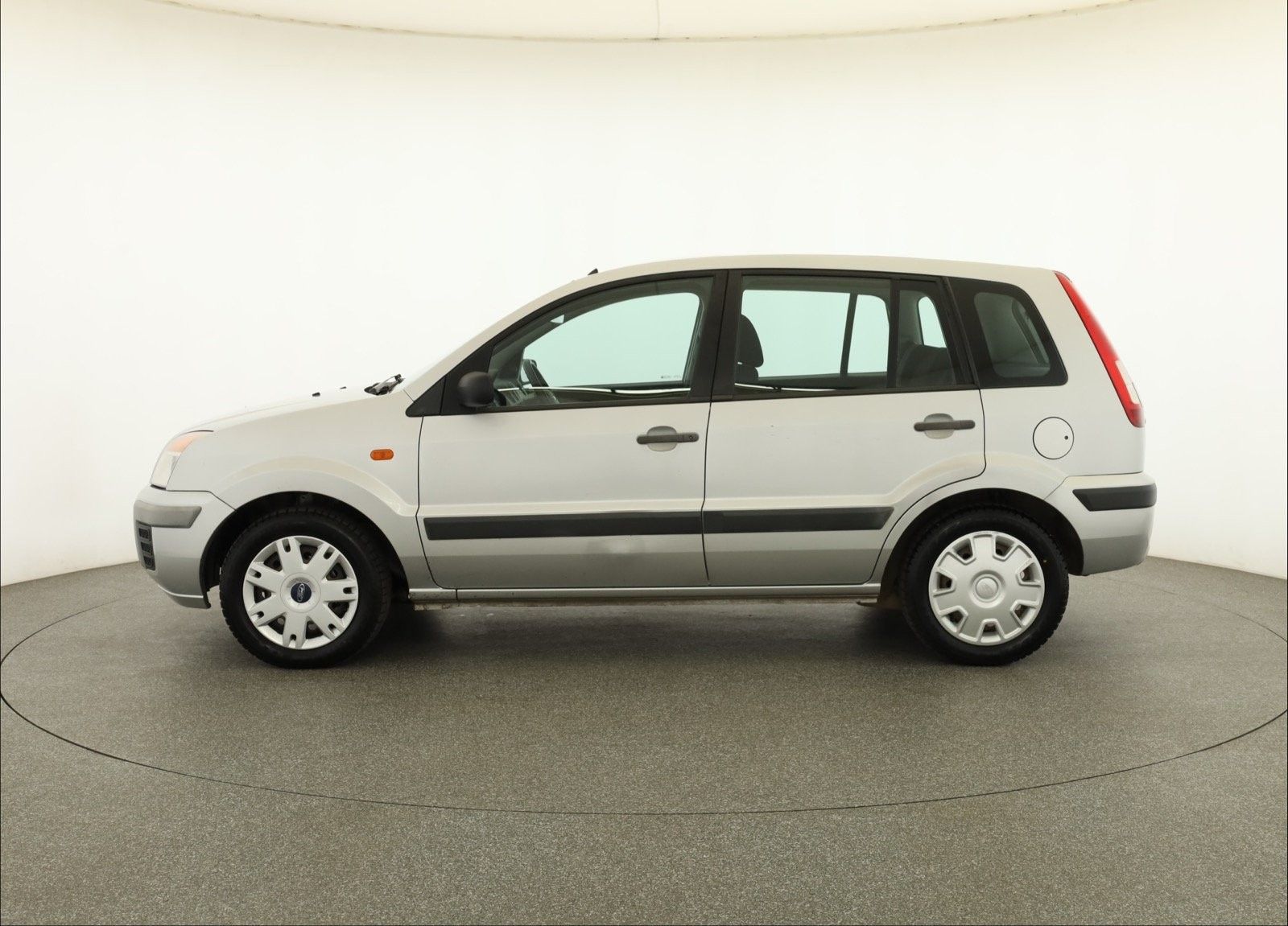 Ford Fusion, 1.6, Automat, po STK - fotka 3