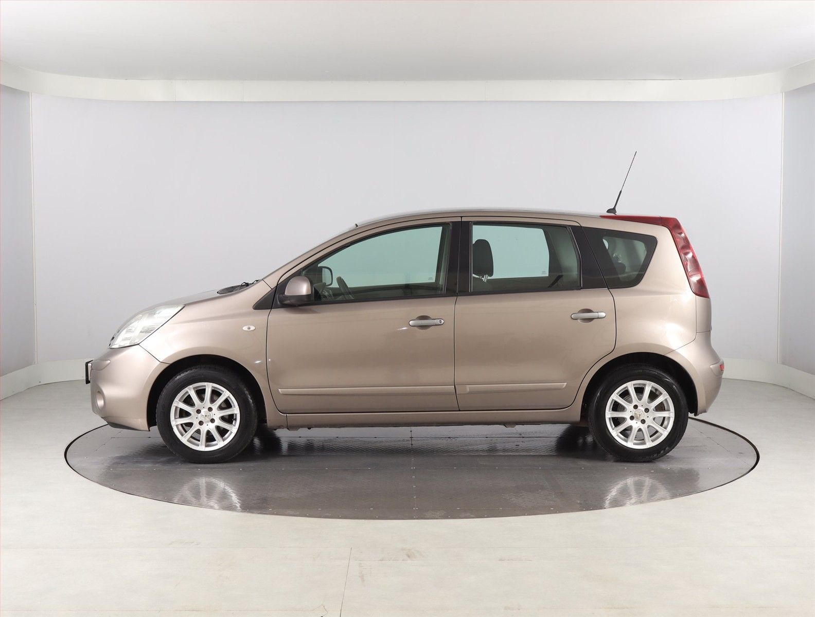 Nissan Note, 1.5 dCi, Serv.kniha, po STK - fotka 3
