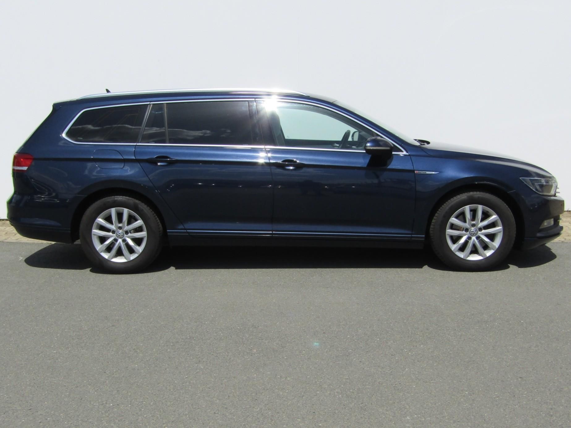 Volkswagen Passat, Variant 2,0 TDI 110KW 4MOTION - fotka 3
