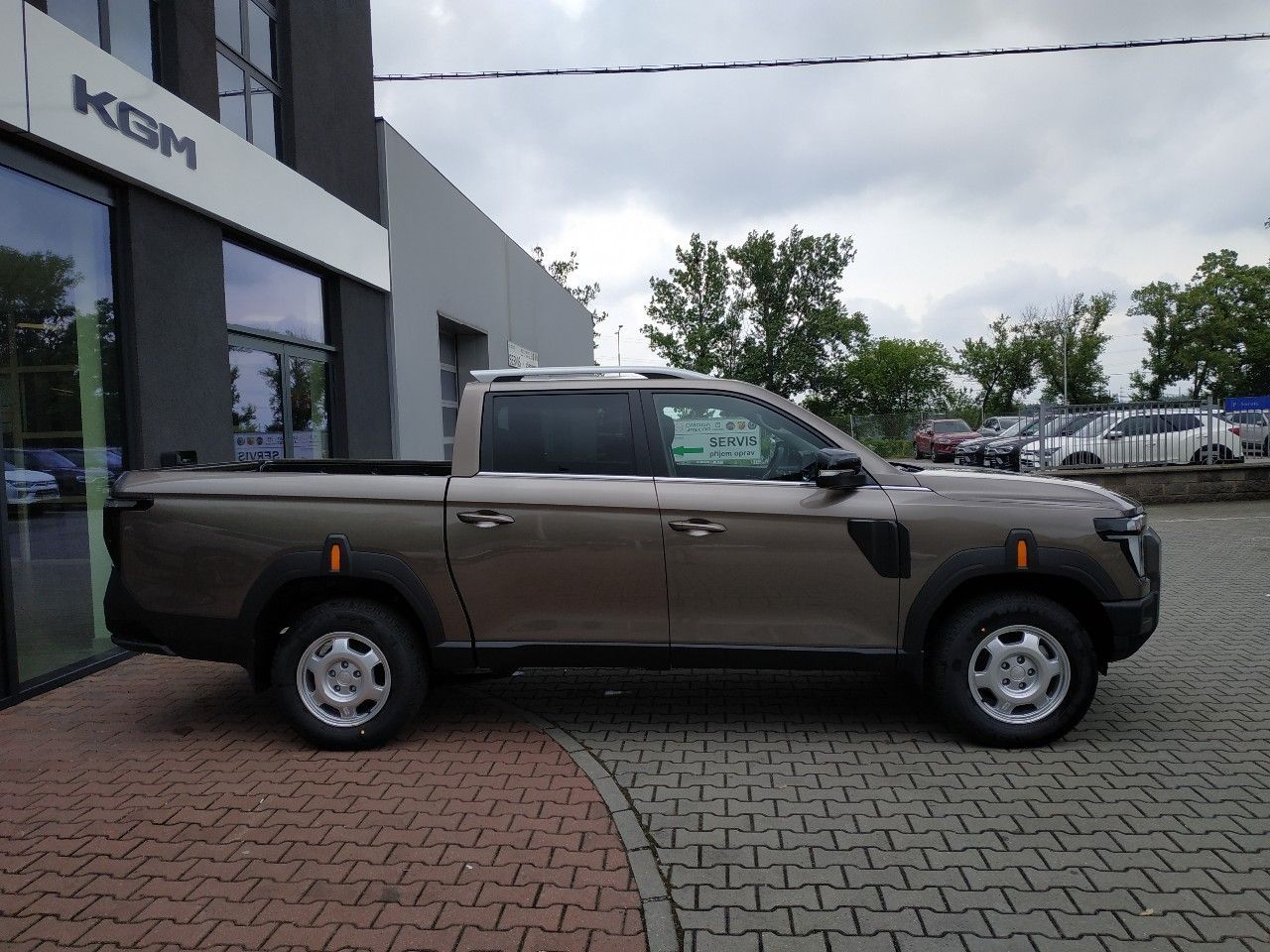 SsangYong Musso, 2.2XDI, STYLE+ 4WD,AT,SKLADEM - fotka 4