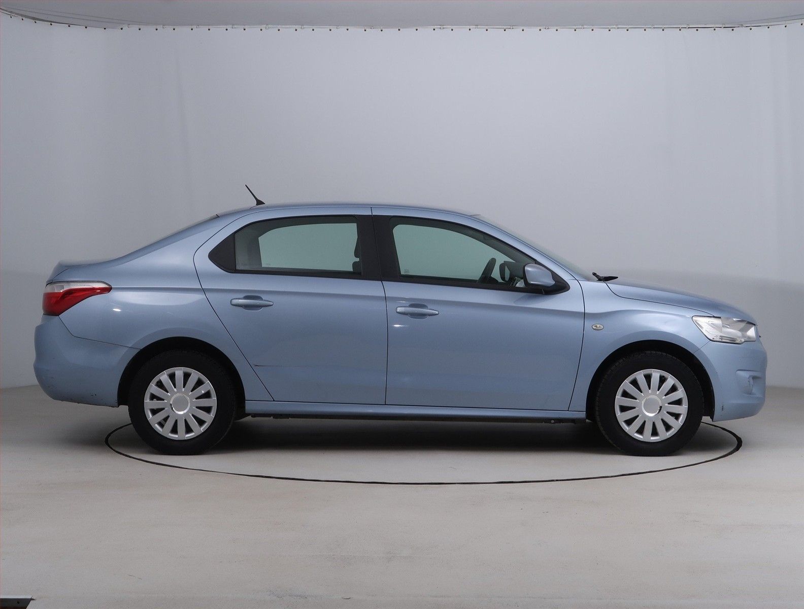 Citroën C-Elysée, 1.2 VTi, Klima, El. okna - fotka 6