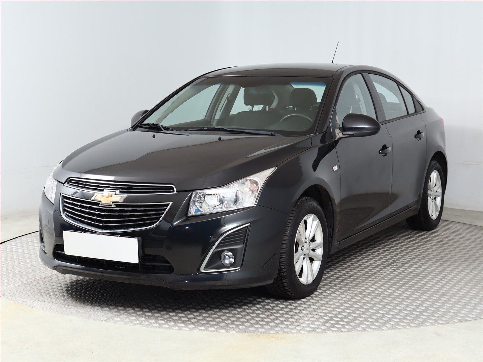 Chevrolet Cruze, 1.6 i 16V, ČR,1.maj - fotka 2