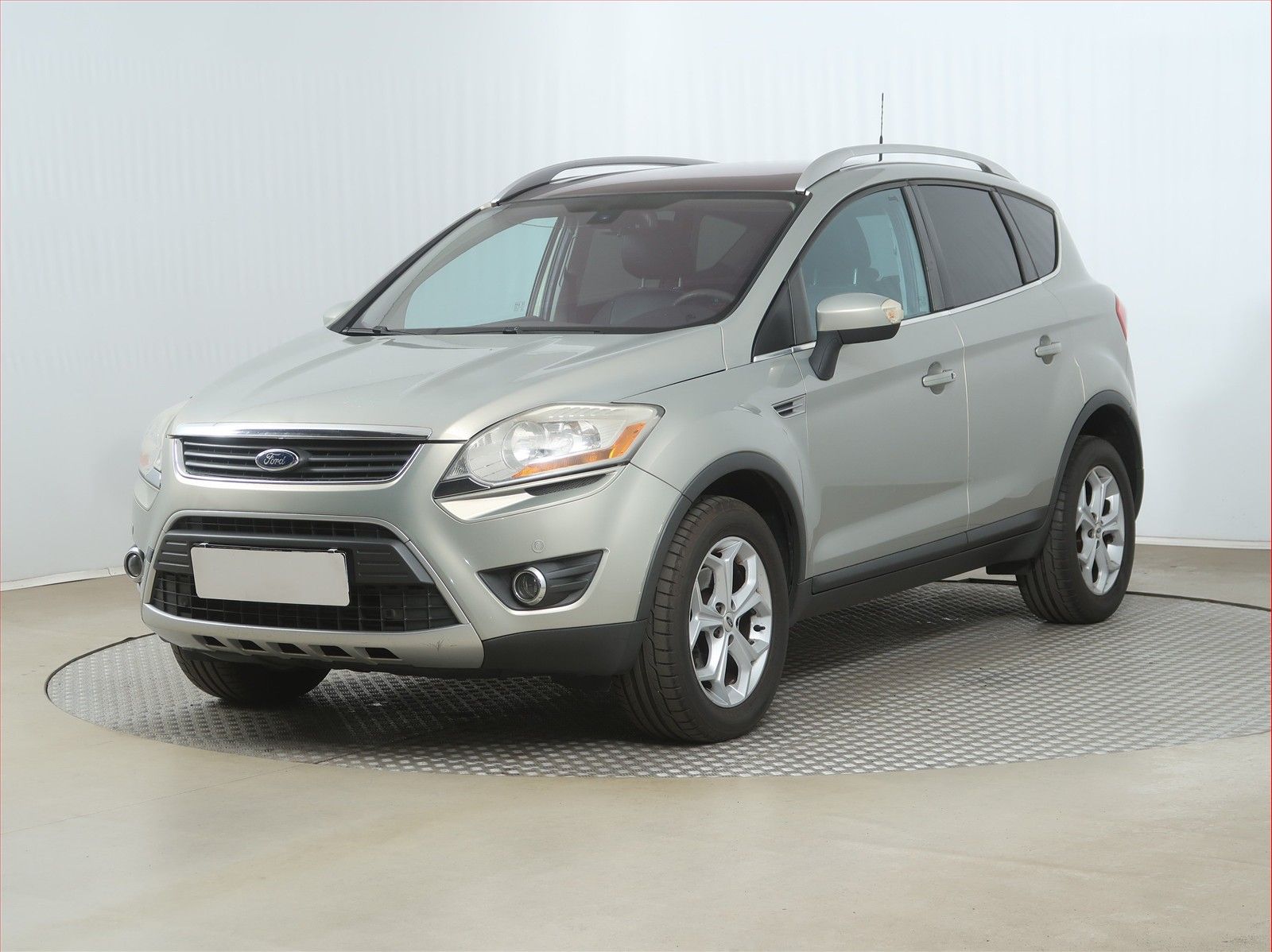 Ford Kuga, 2.0 TDCi, Kožené sedačky - fotka 2