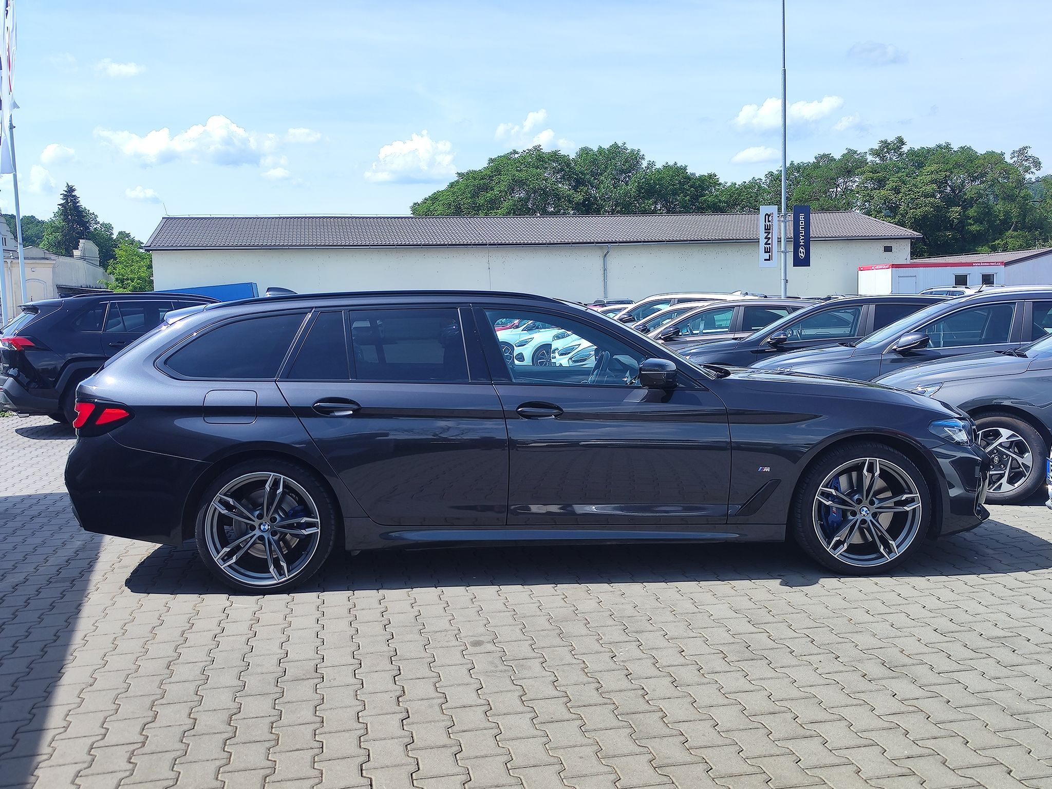 BMW Řada 5, 540d/250kW M-Paket AT 4x4 - fotka 4