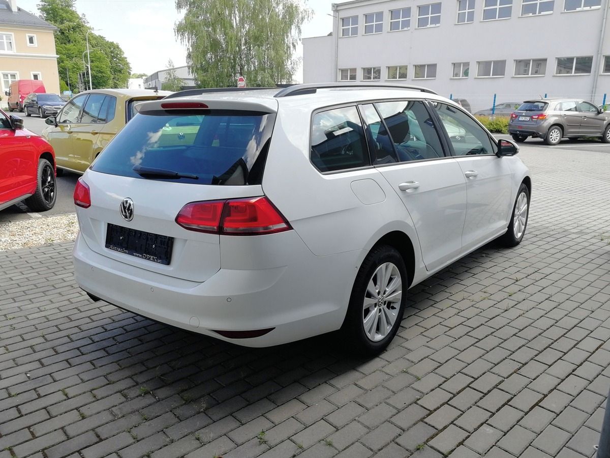 Volkswagen Golf, 1.2TSi Keyless*vyhř.sed*PDC* - fotka 4