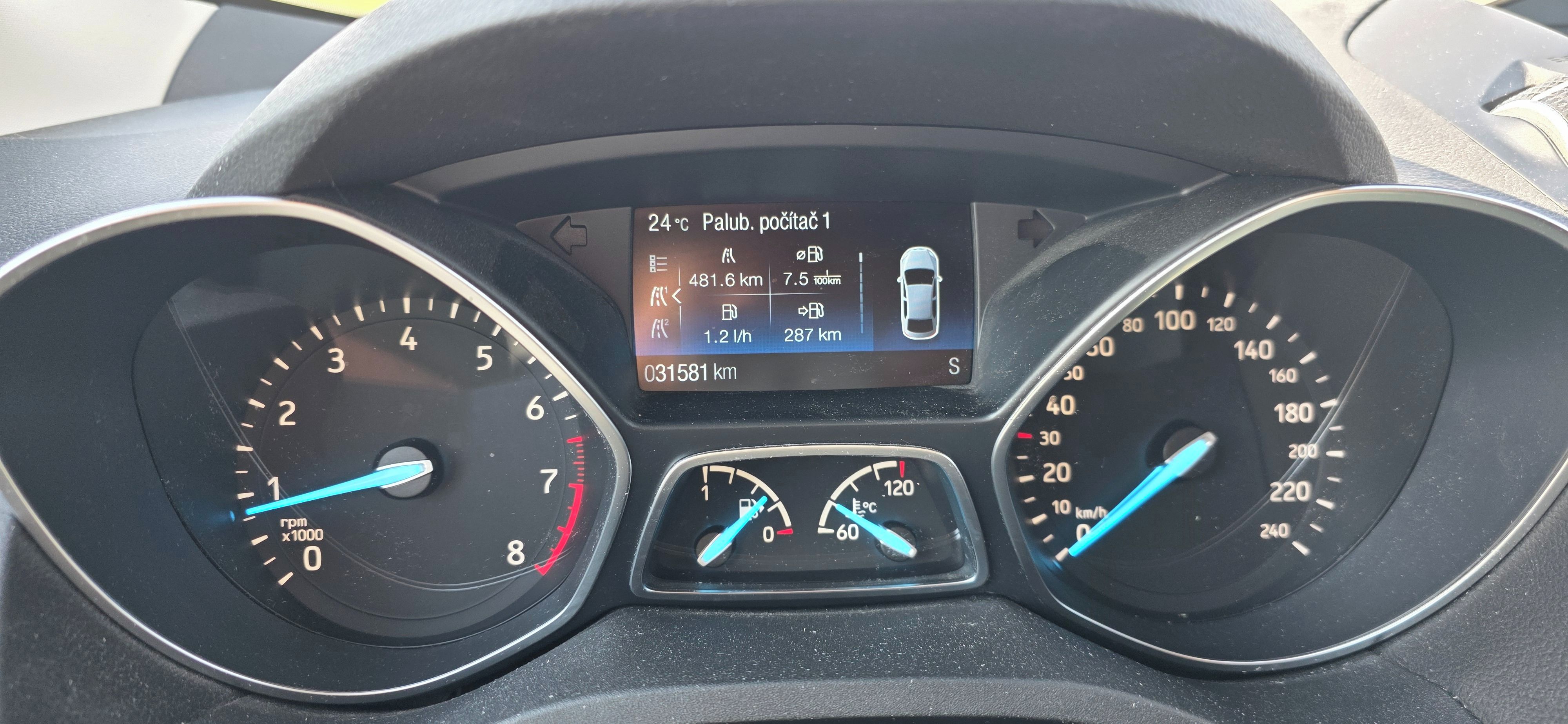 Ford Kuga, Ford Kuga 1.5 jako novy - fotka 3