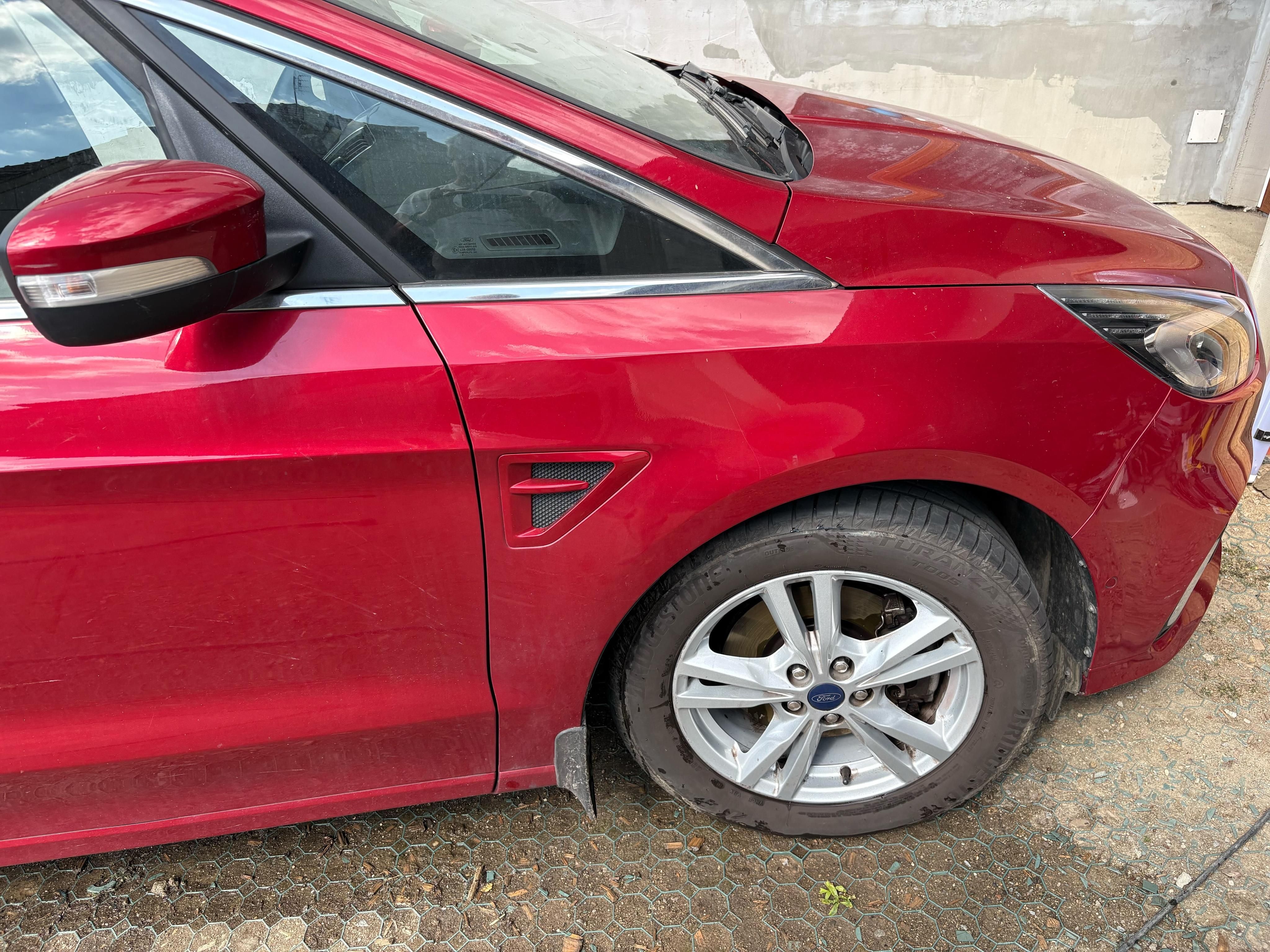 Ford S-MAX, TITANIUM 2.0 EcoBlue 140KW - fotka 3