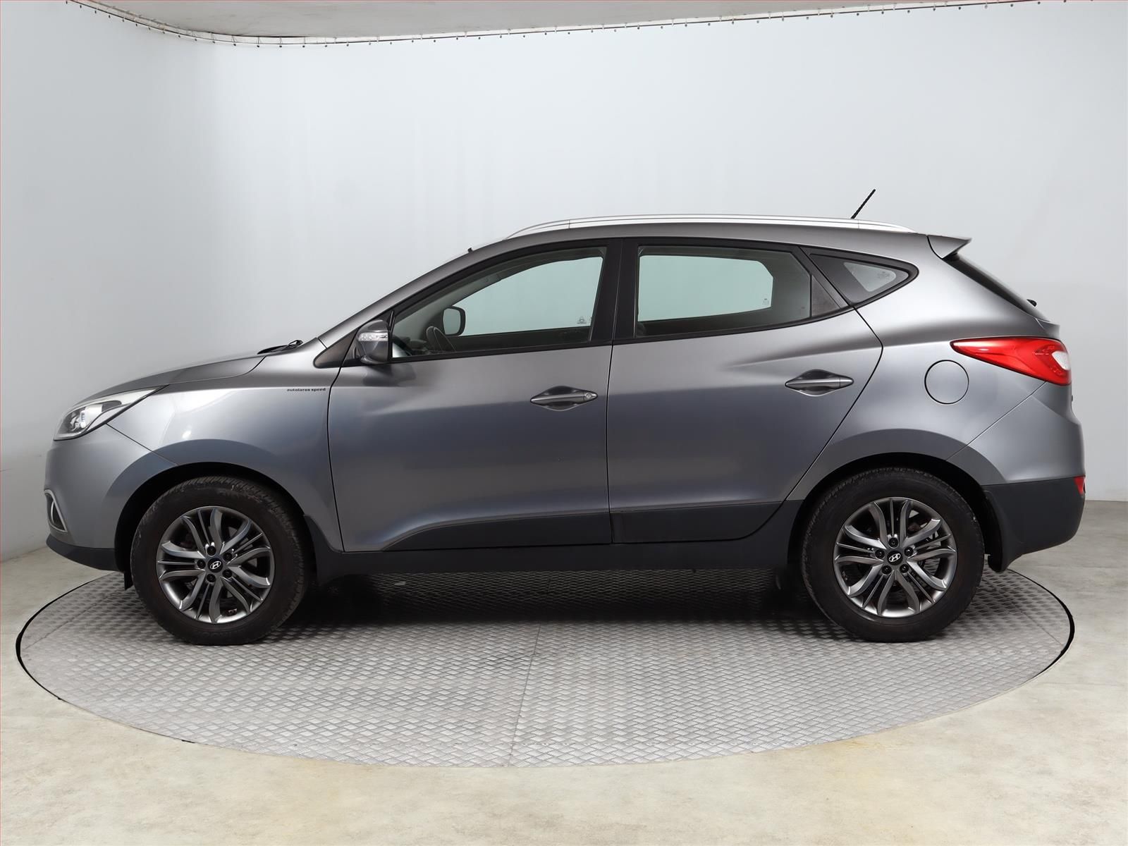 Hyundai ix35, 2.0 GDI, Serv.kniha, Kůže - fotka 3