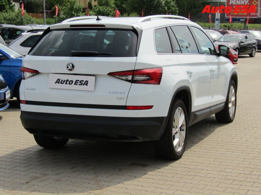 Škoda Kodiaq, 2.0 TDi 4x4,ČR,Style,DSG - fotka 4