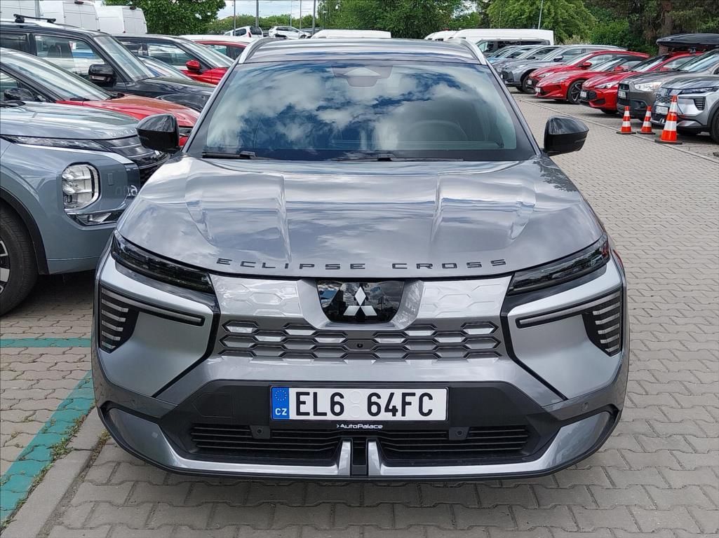 Mitsubishi Eclipse Cross, 160kW / 87kWh  BEV INSTYLE - fotka 4