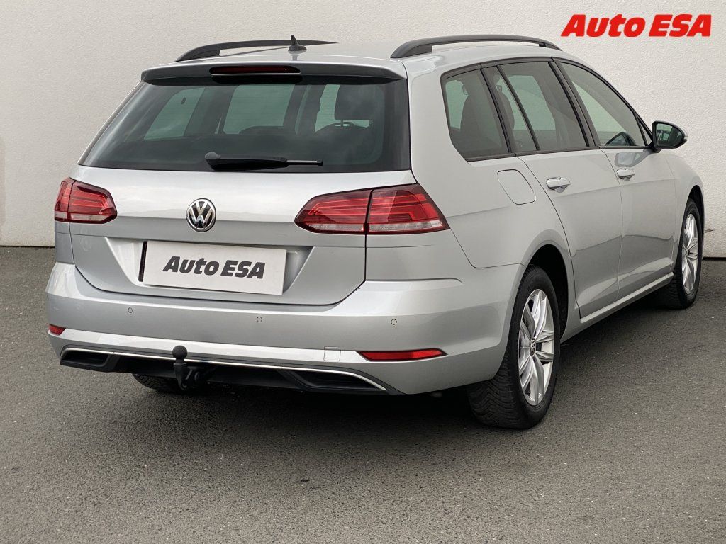 Volkswagen Golf, 2.0 TDi variant,navi - fotka 4
