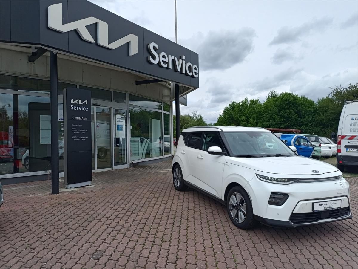 Kia e-Soul, 150 KW- baterie 64 kwh - fotka 6