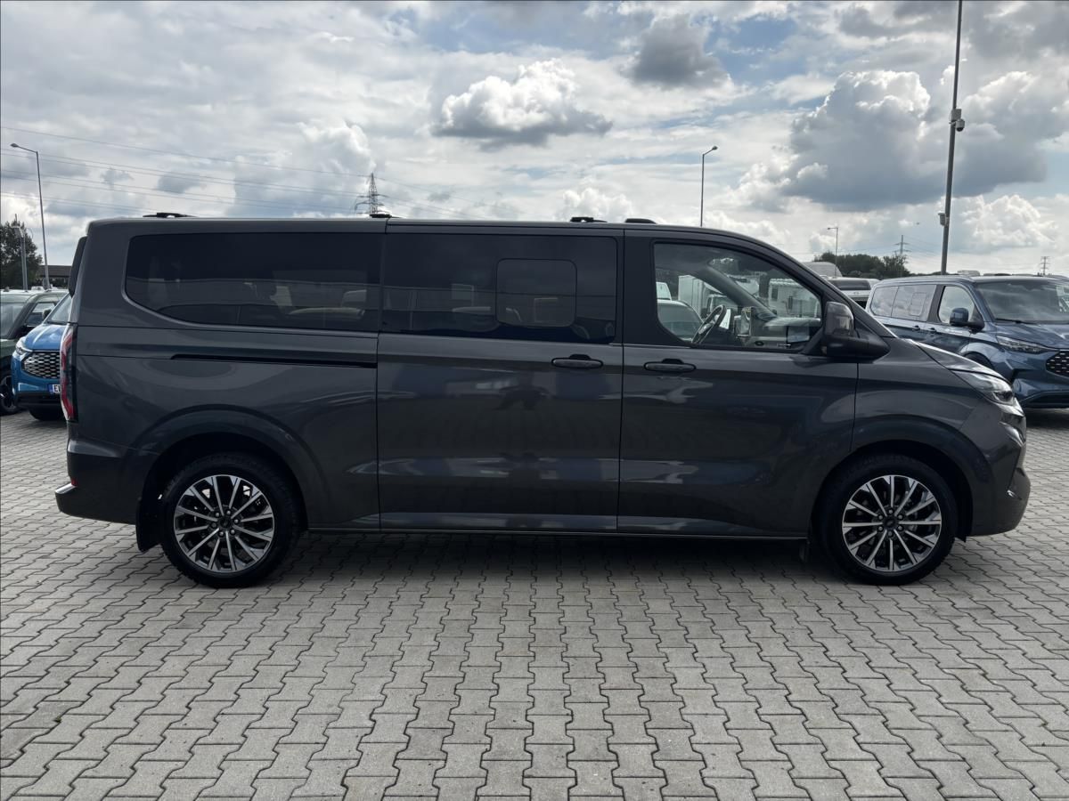 Ford Tourneo Custom, 2,0 EcoBlue 125kW TitaniumX L2 - fotka 6