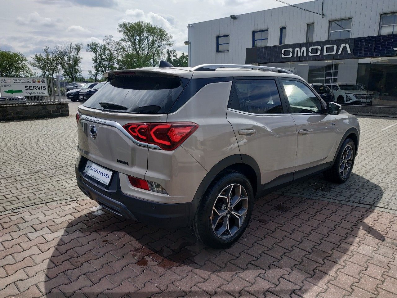 KGM Korando, 1.5T, Style+2WD,AT,SKLADEM - fotka 5