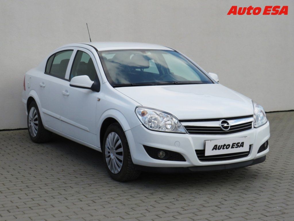 Opel Astra, 1.6i,ČR,AT,AC