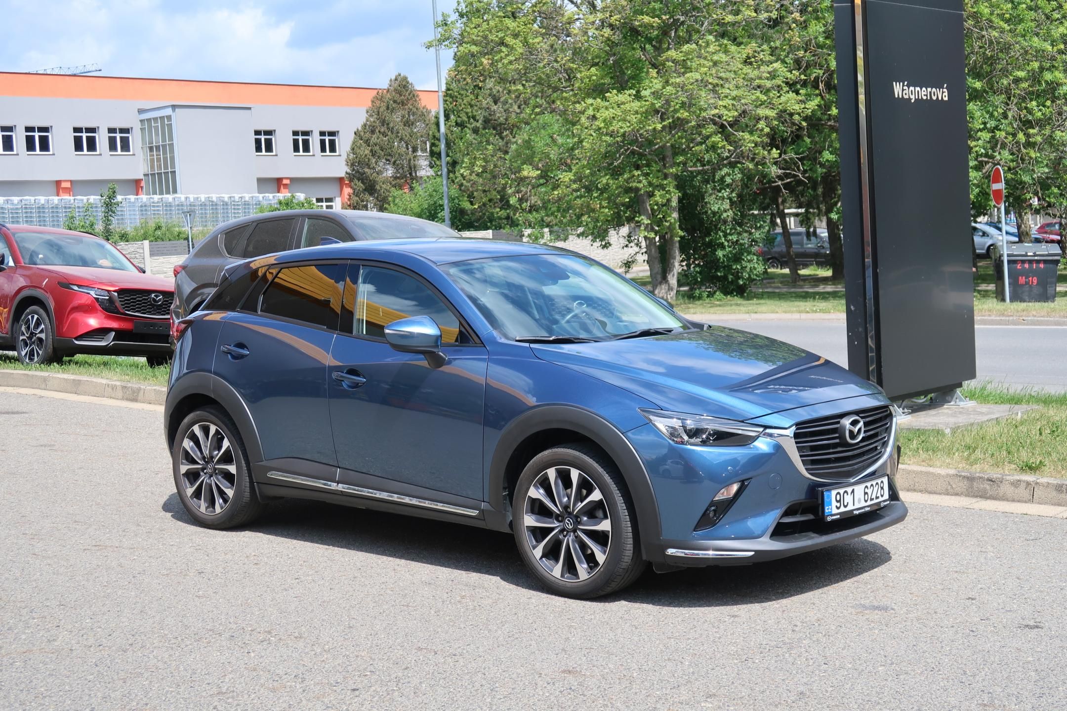 Mazda CX-3, 2,0 G121 Revolution, tažné - fotka 2