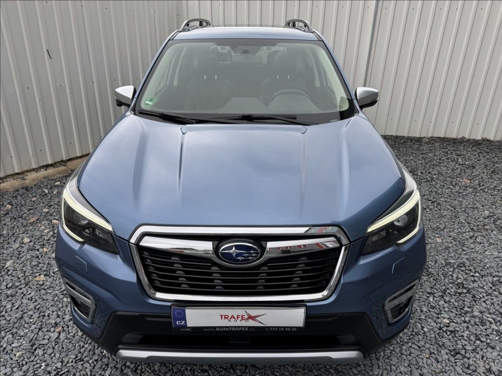 Subaru Forester, 2,0 e-Boxer EXECUTIVE DPH ČR - fotka 6