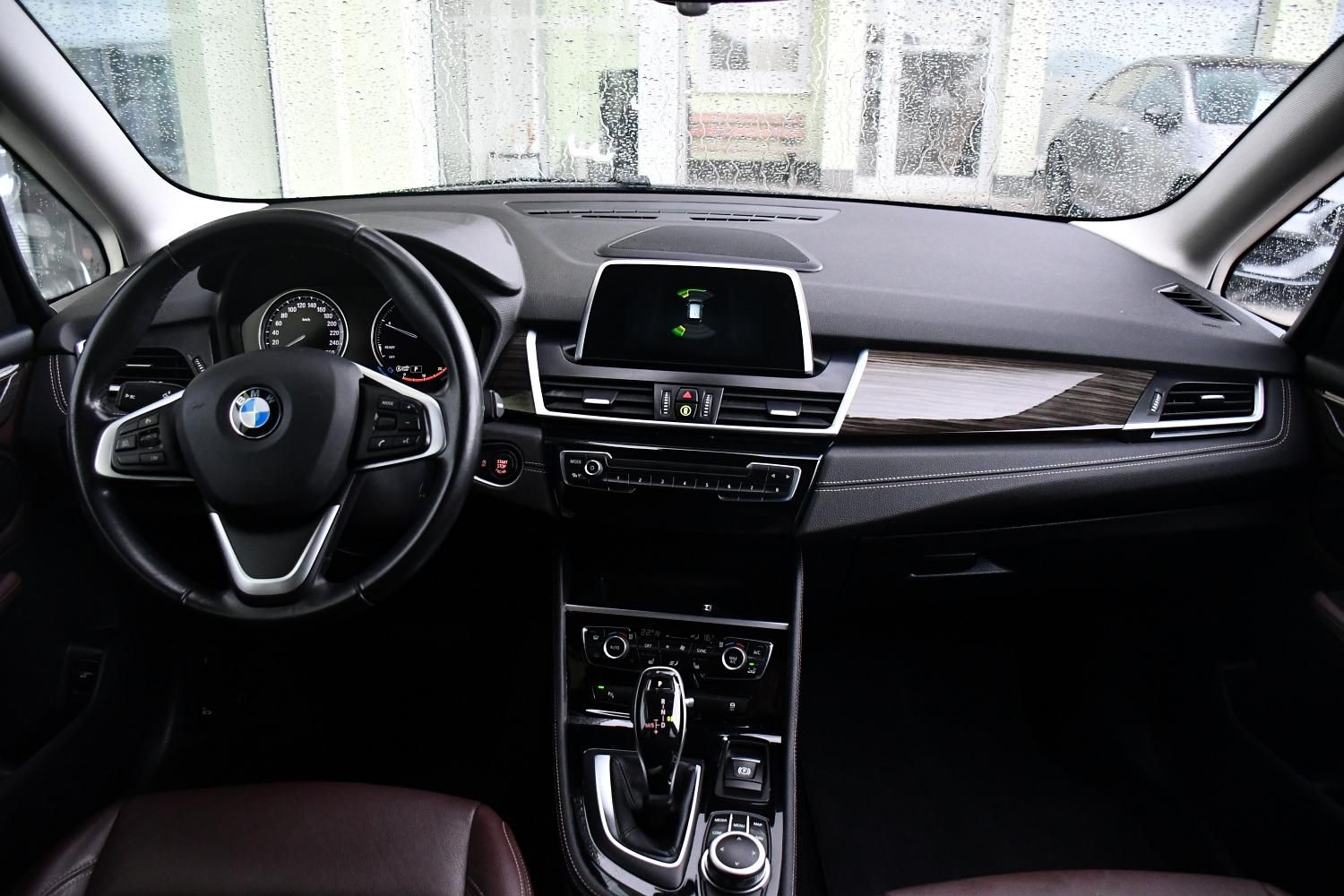 BMW Řada 2, 216D GRAN TOURER - fotka 5