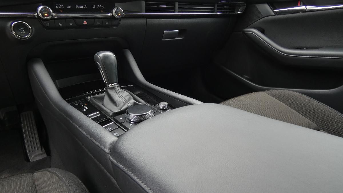 Mazda 3, Prime-line 2.0 e-Skyactiv G150 - fotka 6