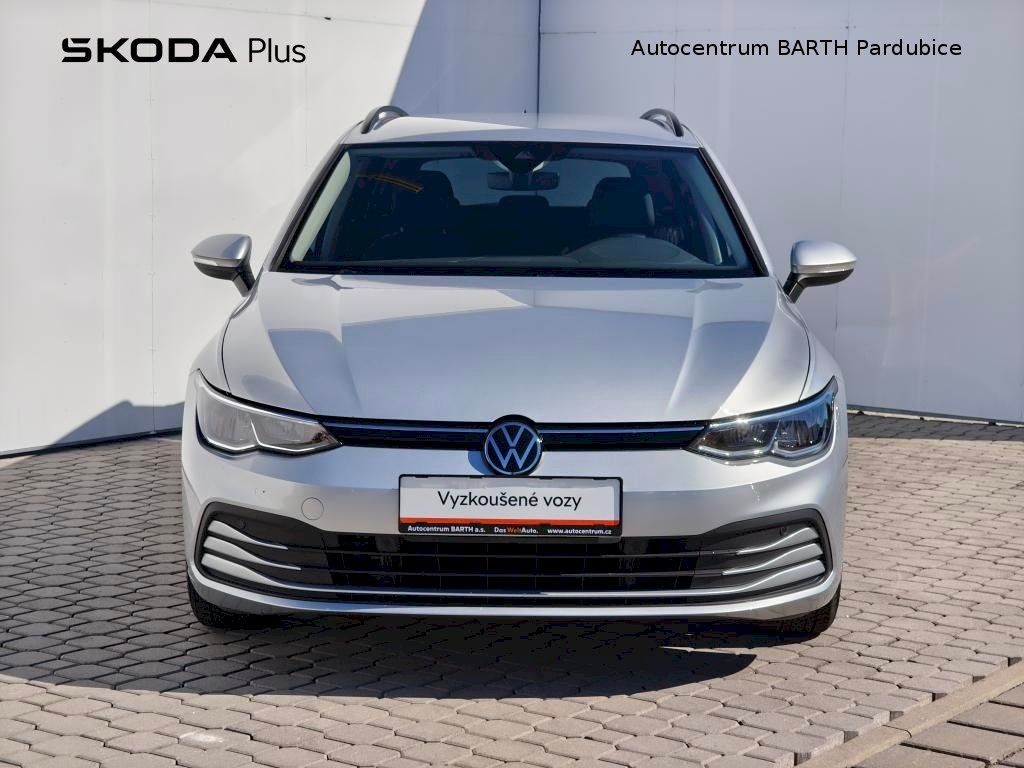Volkswagen Golf, Variant / 1,5 eTSI / 110 kW / - fotka 4