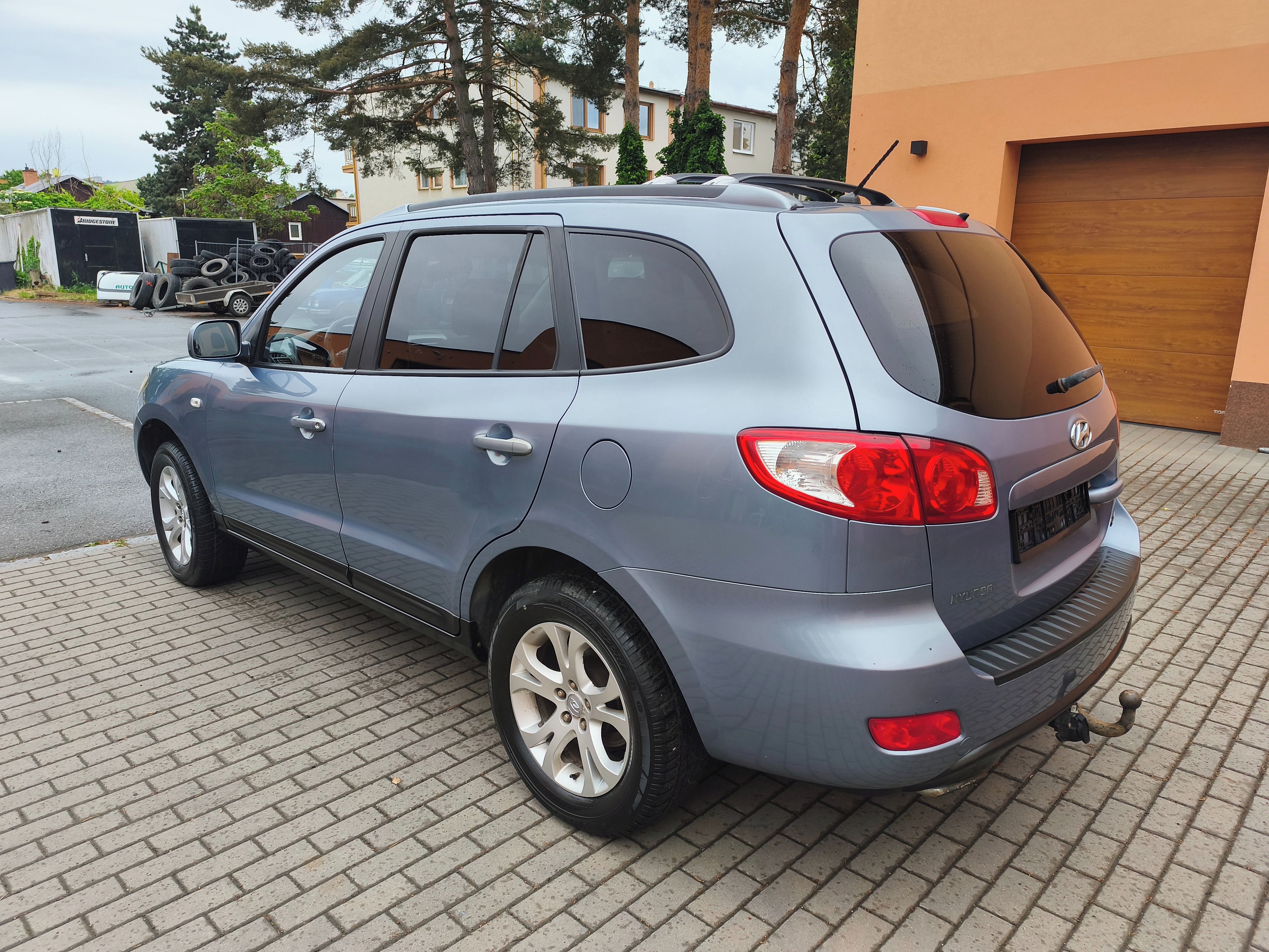 Hyundai Santa Fe, 2.2 CRDi 4x4, MANUÁL, SERVIS - fotka 4