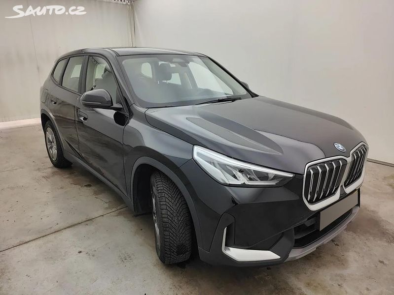 BMW iX1, xDrive30