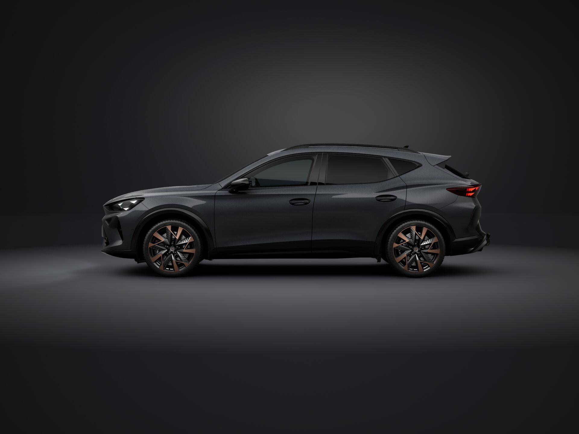 Cupra Formentor, 1.5 eTSI 150k DSG - fotka 2