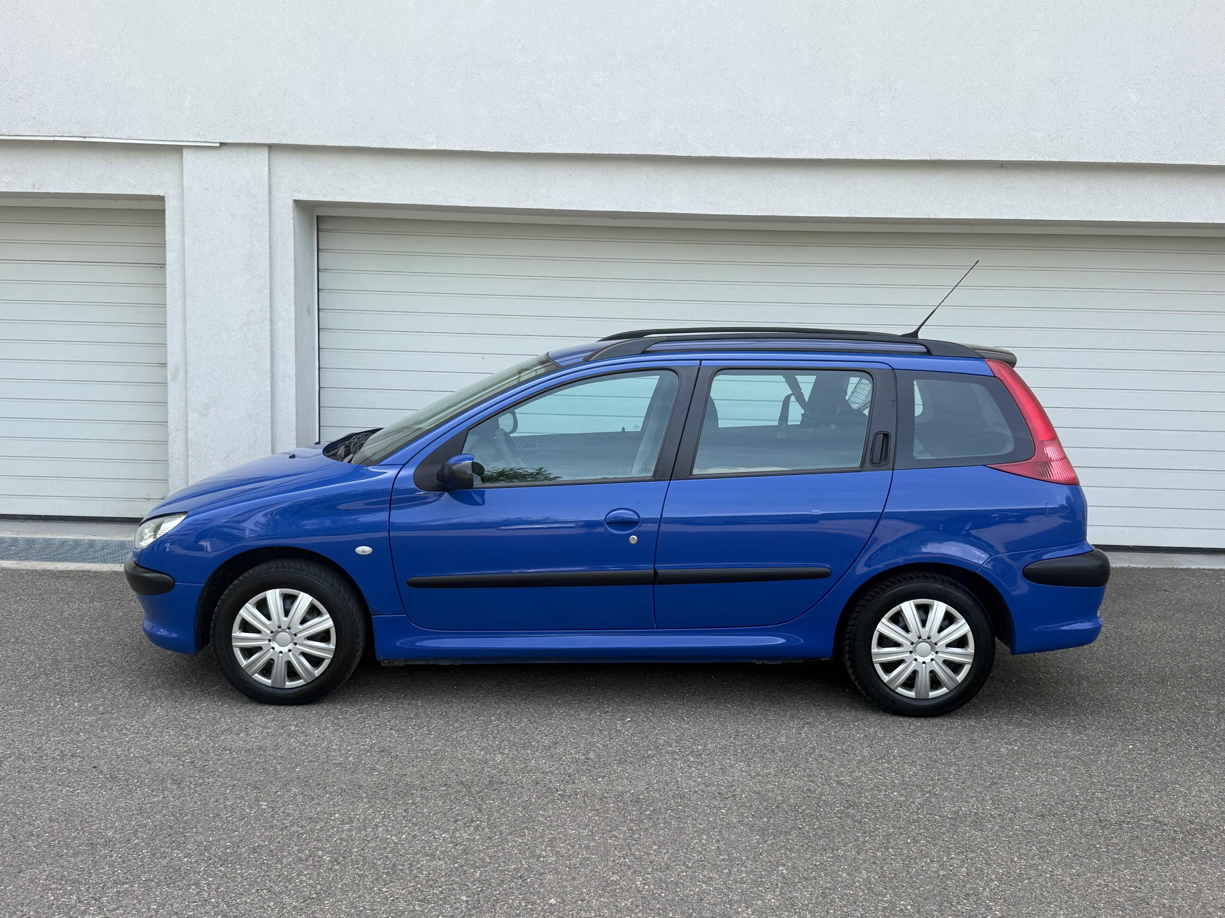 Peugeot 206, SW, 1.4i 65kw Nová STK 92t.km! - fotka 2