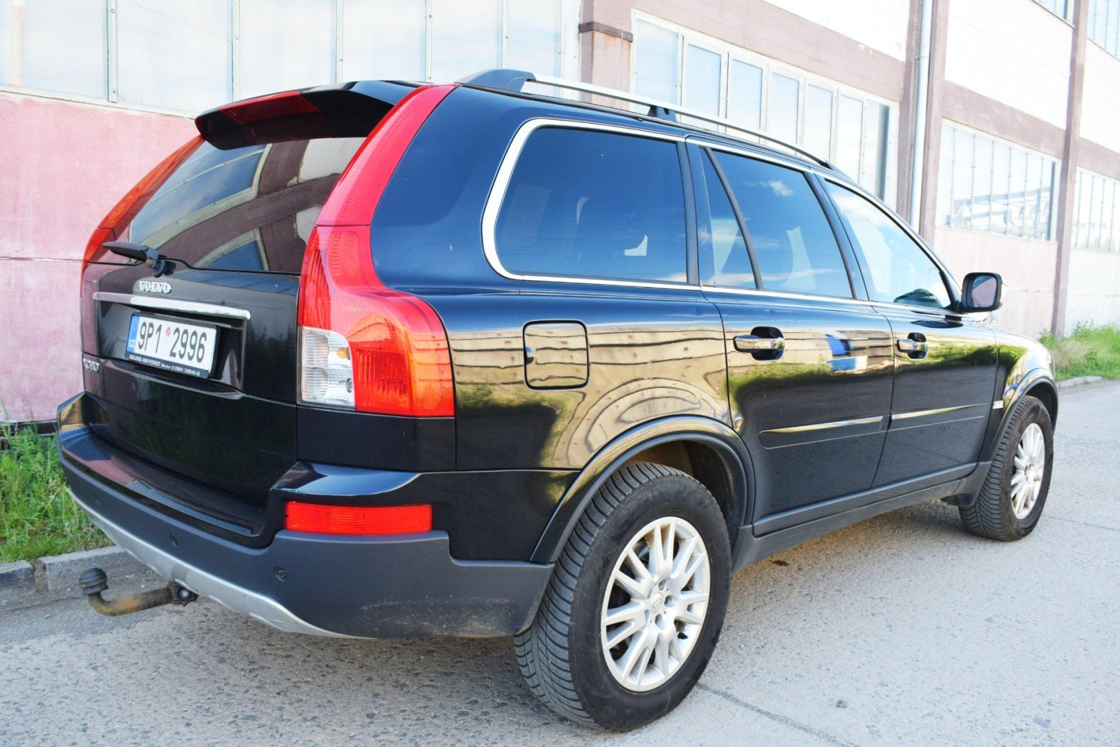 Volvo XC90, 2.4D/MANUÁL/KŮŽE/TAŽNÉ/7MÍST/ - fotka 6