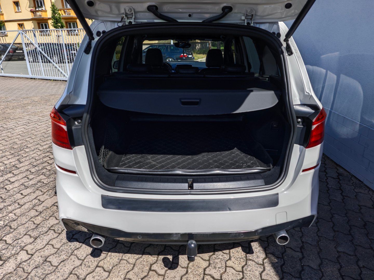 BMW Řada 2, 220D Grand Tourer M-paket - fotka 6