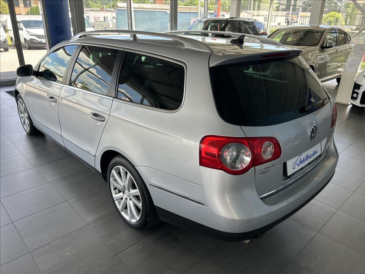 Volkswagen Passat, 2,0   TDI 103kW,4MOTION,CR - fotka 4