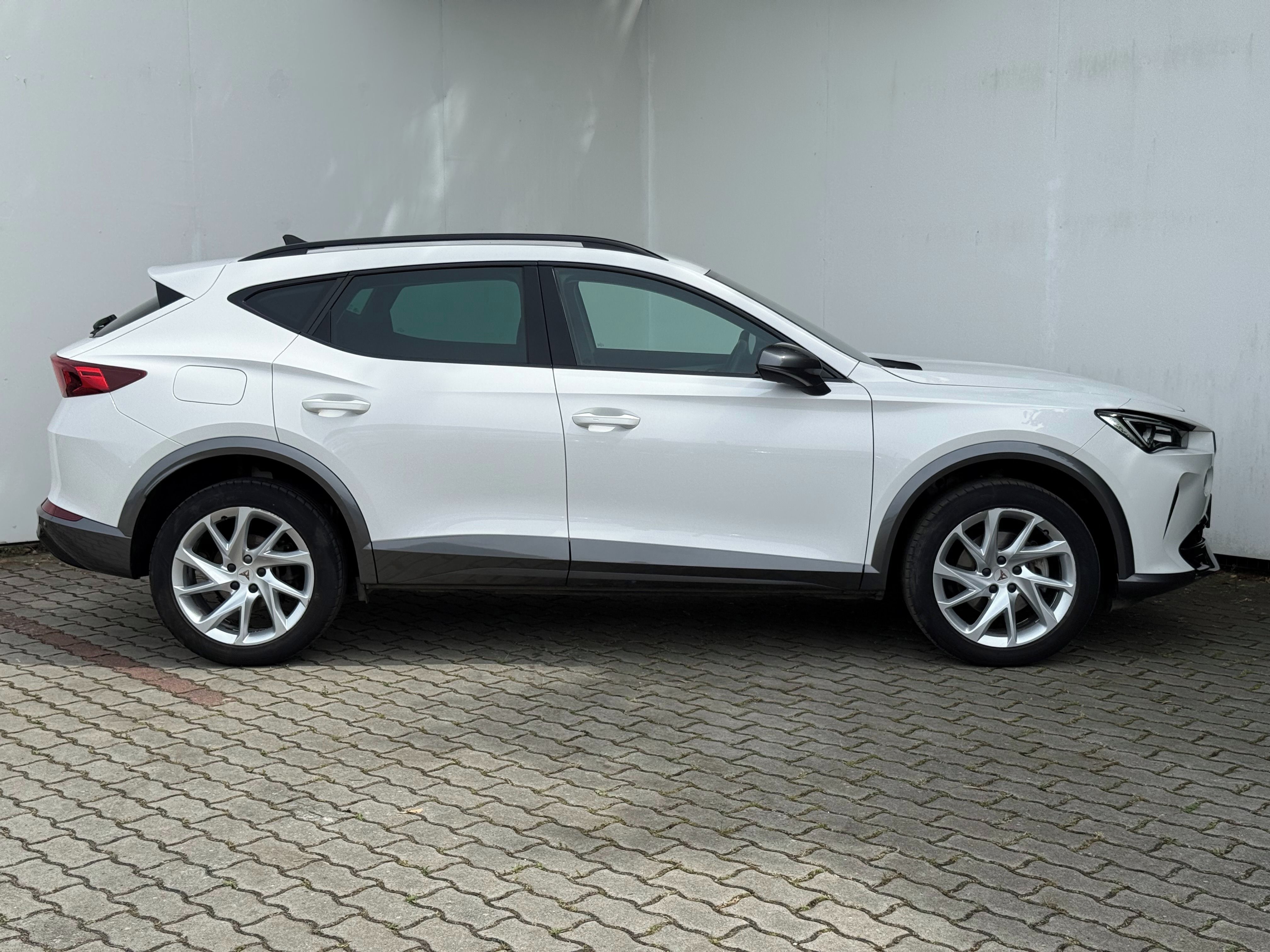 Cupra Formentor, 1.5 TSI / 110 kW - fotka 4