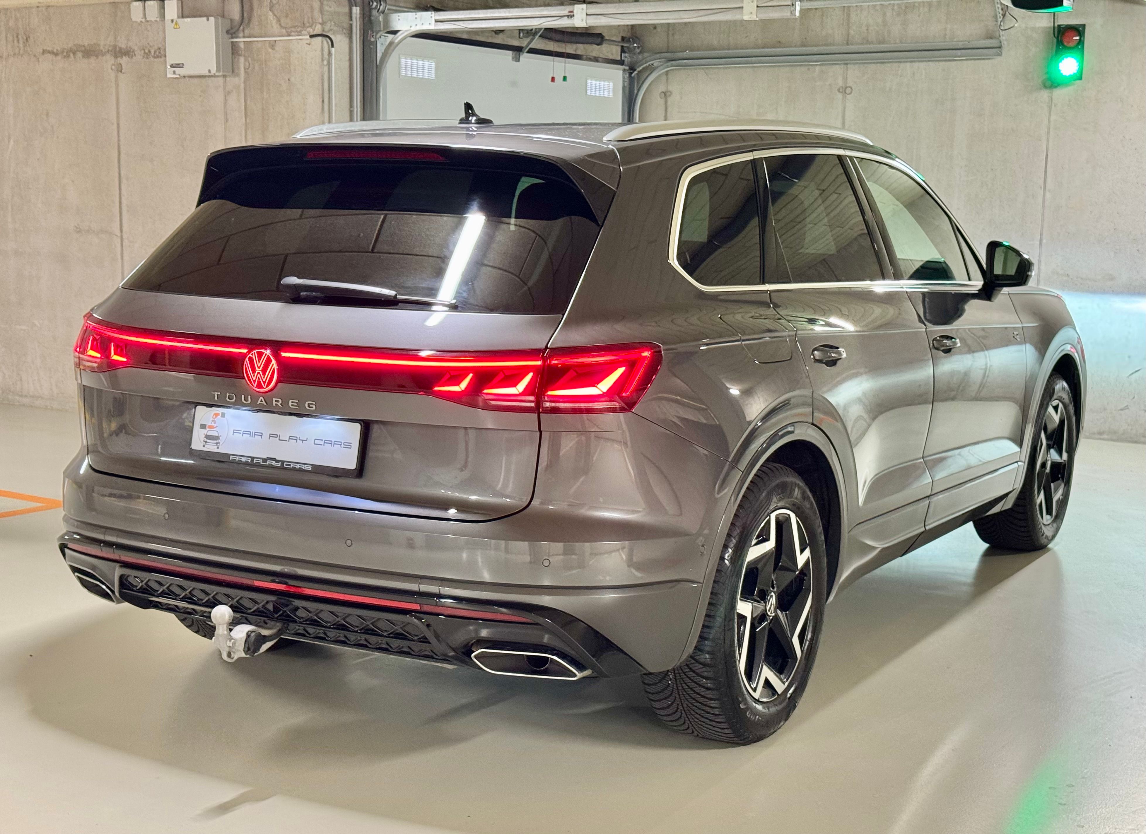 Volkswagen Touareg, R-line/tazne/vzduch/matrix/HUD - fotka 6