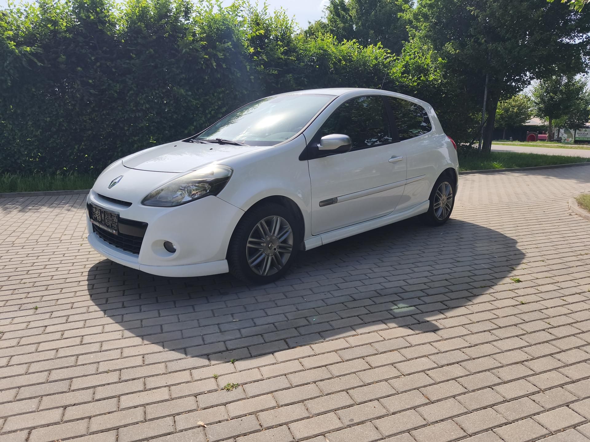 Renault Clio, 1.6 GT - fotka 2