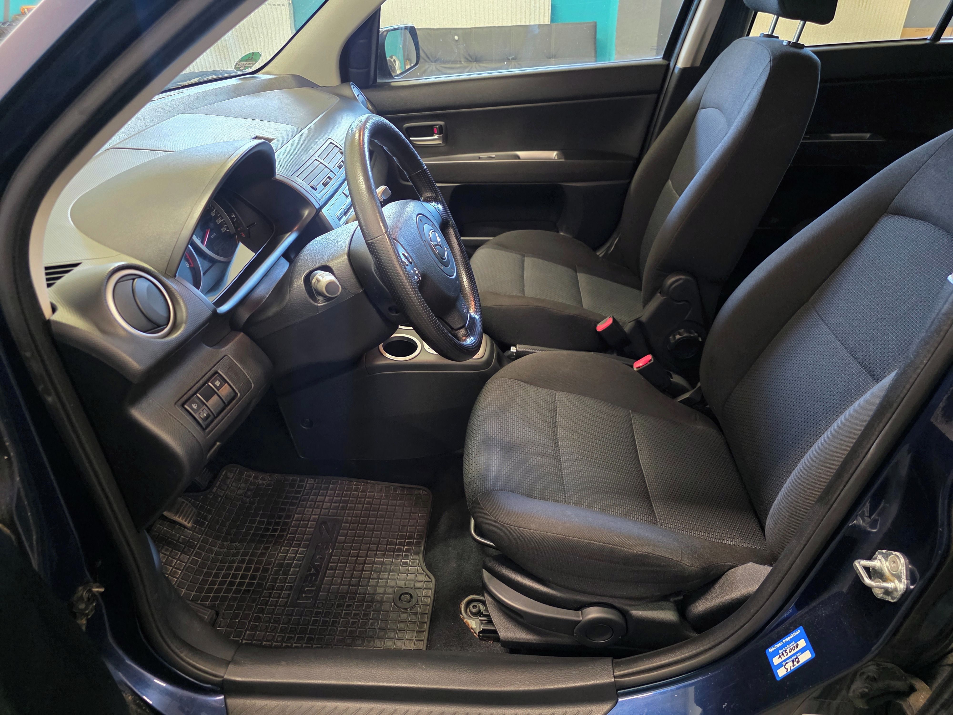 Mazda 2 - fotka 5