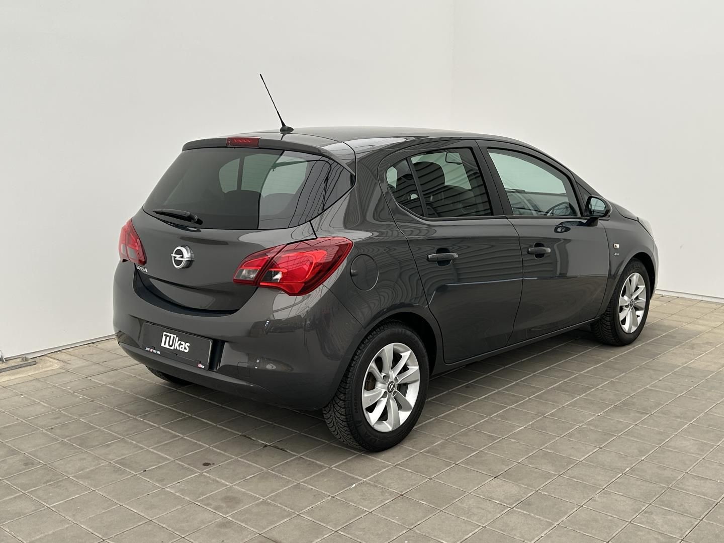 Opel Corsa, 1.4i 51kW Enjoy - fotka 5