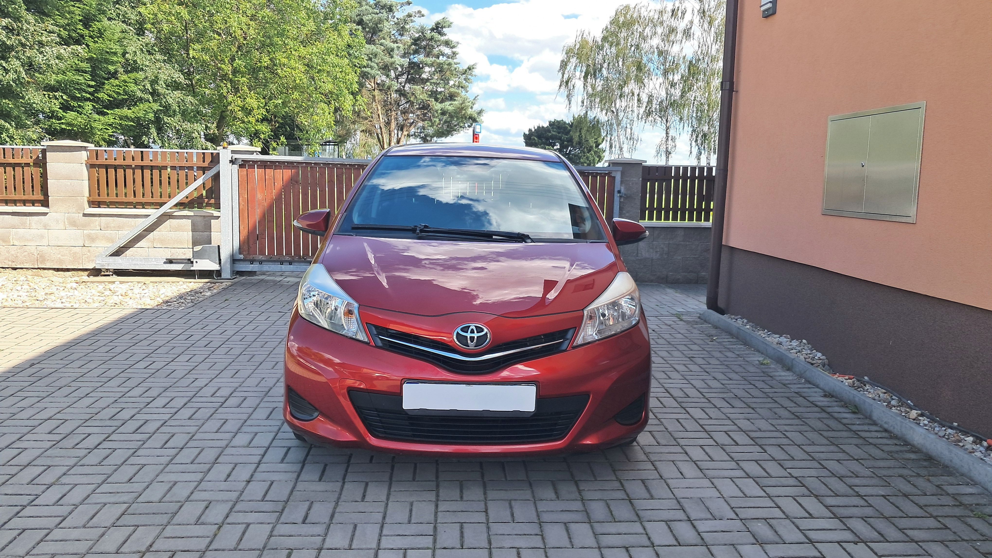 Toyota Yaris, 1.0i / 51KW ČR - fotka 2