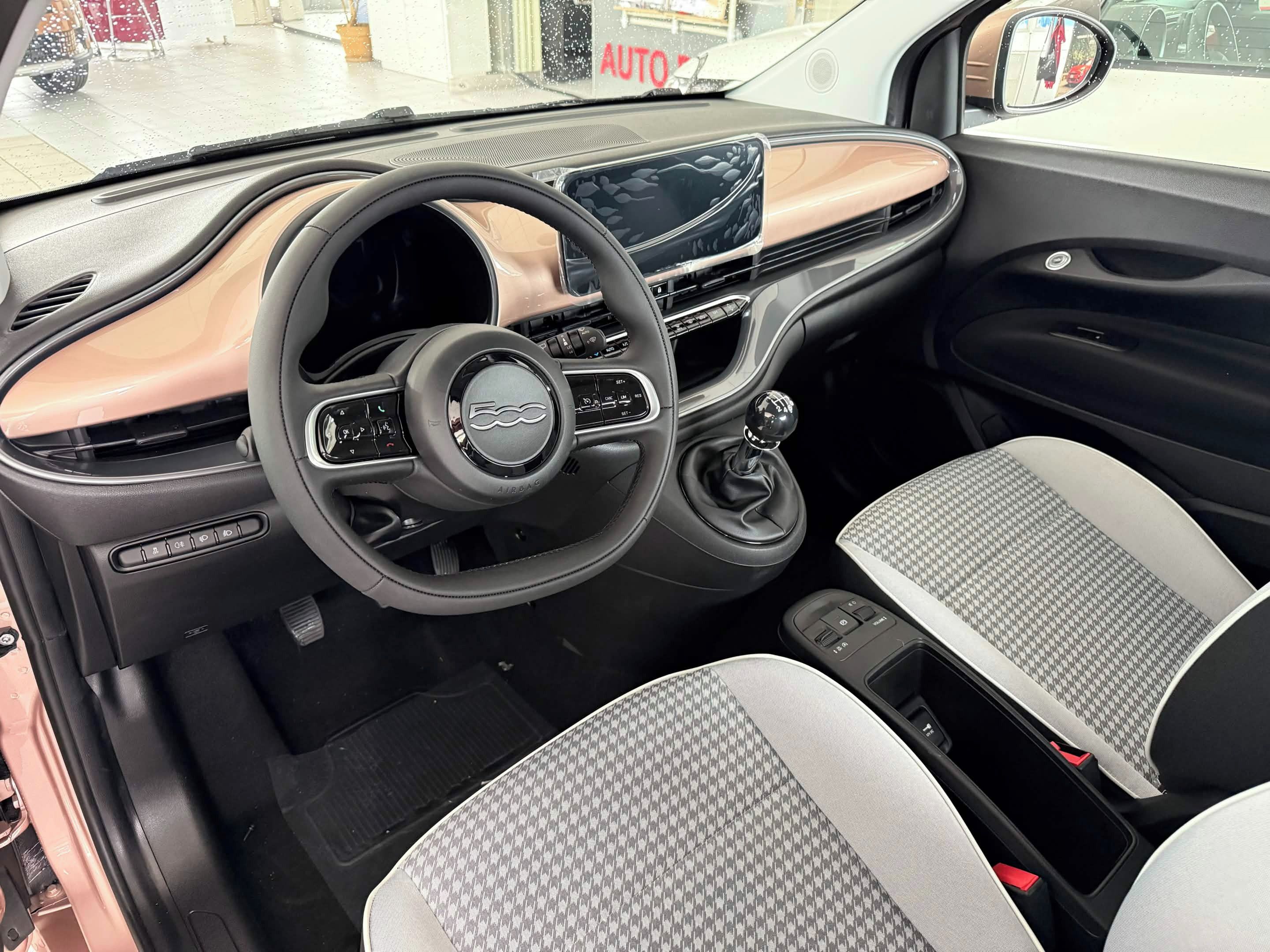Fiat 500, Hybrid 1.0 BSG 65k MT6 Torino - fotka 4