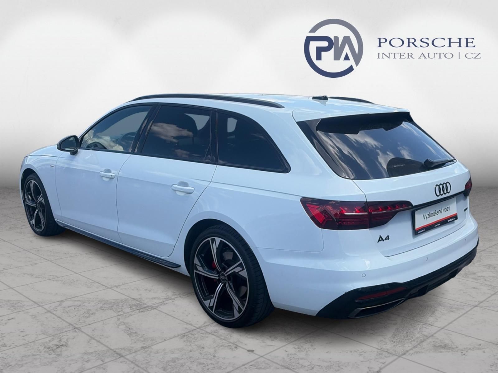 Audi A4 Avant, 2.0TDi 150kW S-Line  Quattro - fotka 6
