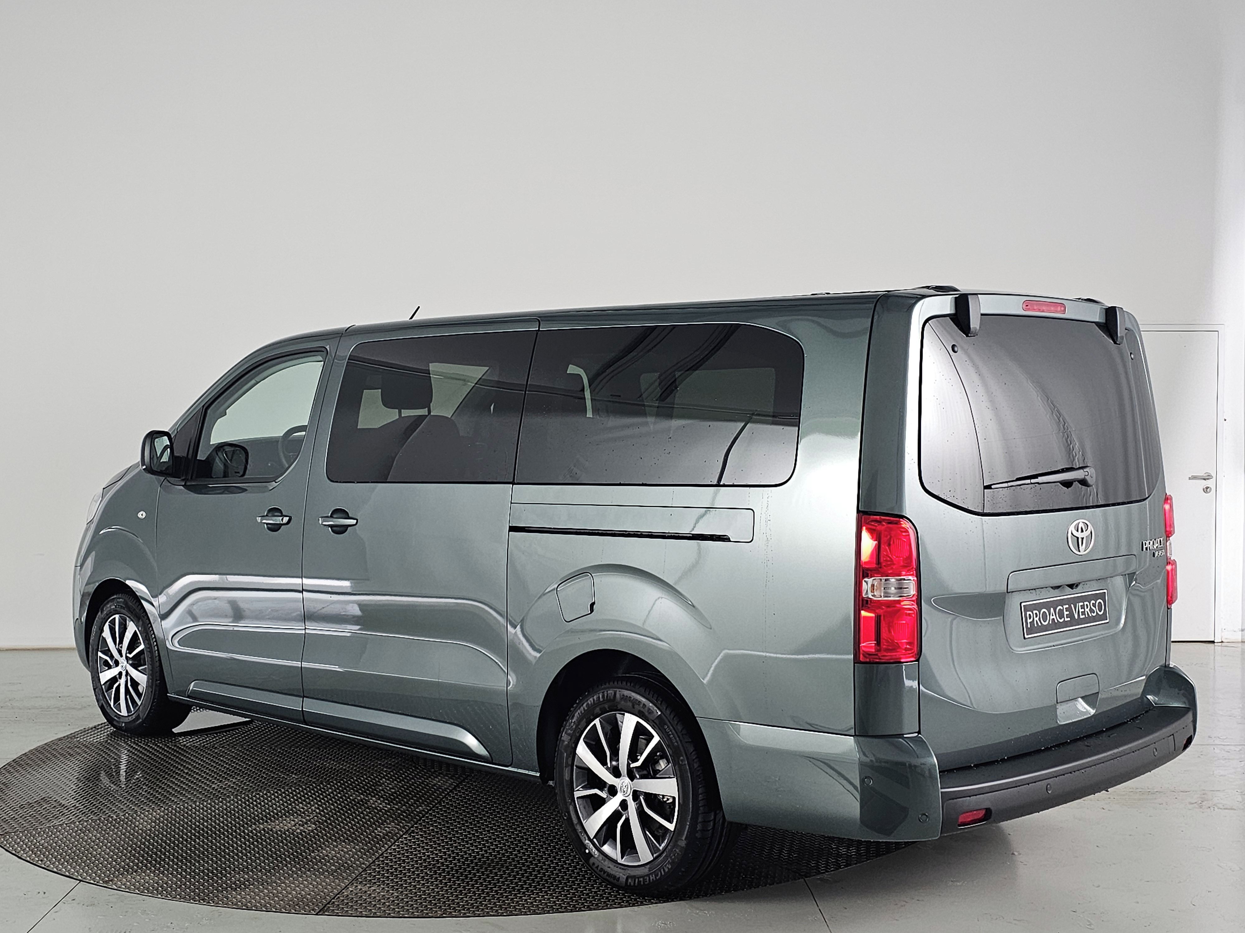 Toyota Proace Verso, 2.2D 180k 8AT Family 8S Webast - fotka 6