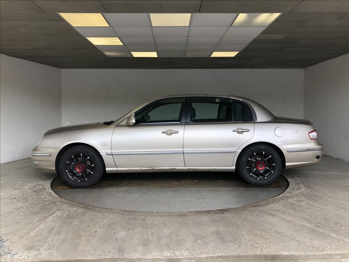 Kia Opirus, 3,5 V6 LPG - fotka 4