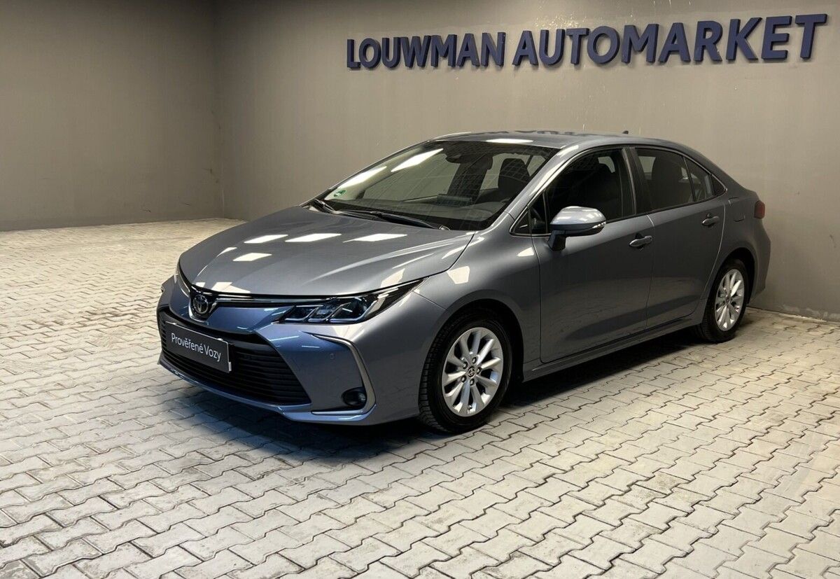 Toyota Corolla, 1,5i AT COMFORT TECH
