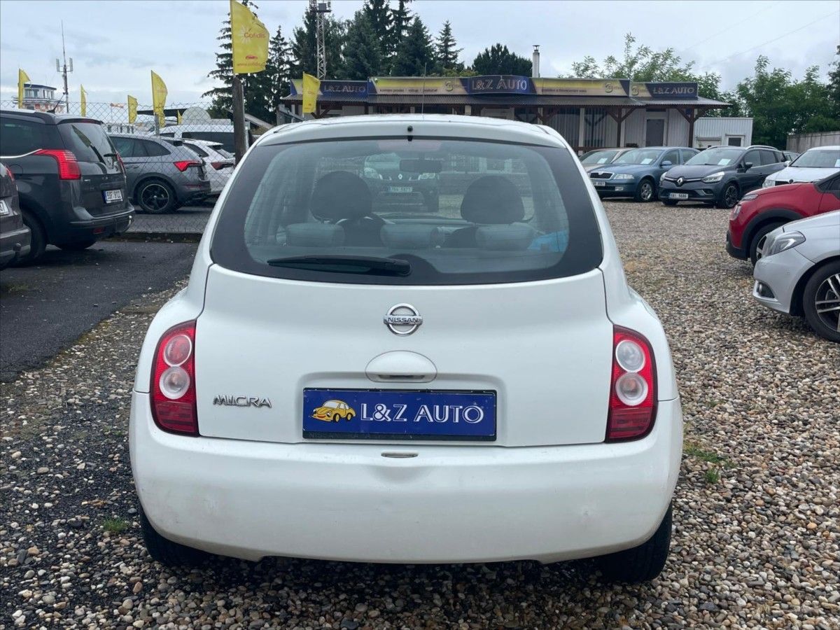Nissan Micra, 1,0 i - fotka 5