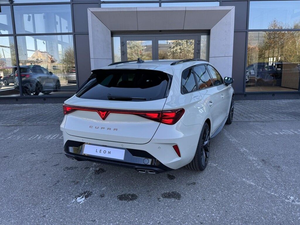 Cupra Leon, 2.0TSI 150kW DSG 4WD - fotka 2