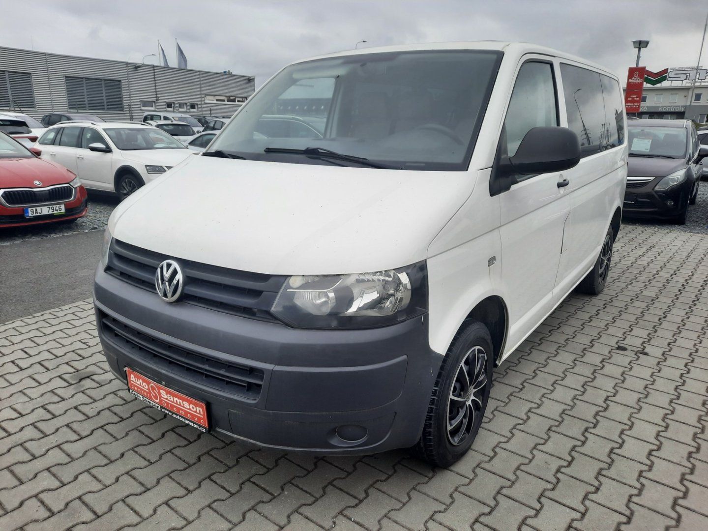 Volkswagen Transporter, 2,0 TDi 75kW 9-MÍST * KLIMA*