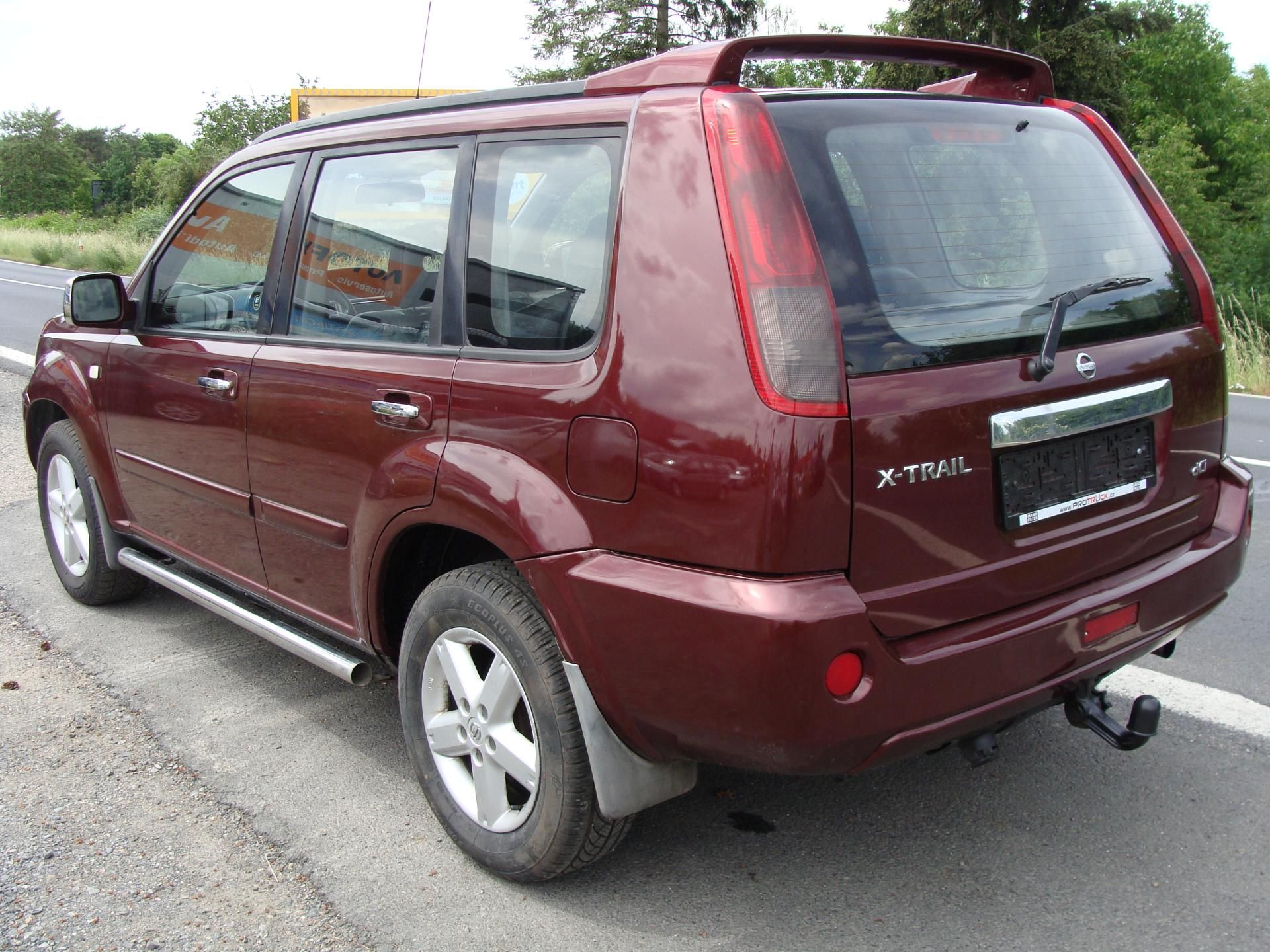 Nissan X-Trail, 2.2 DCi, 100 kW, klimatizace - fotka 3