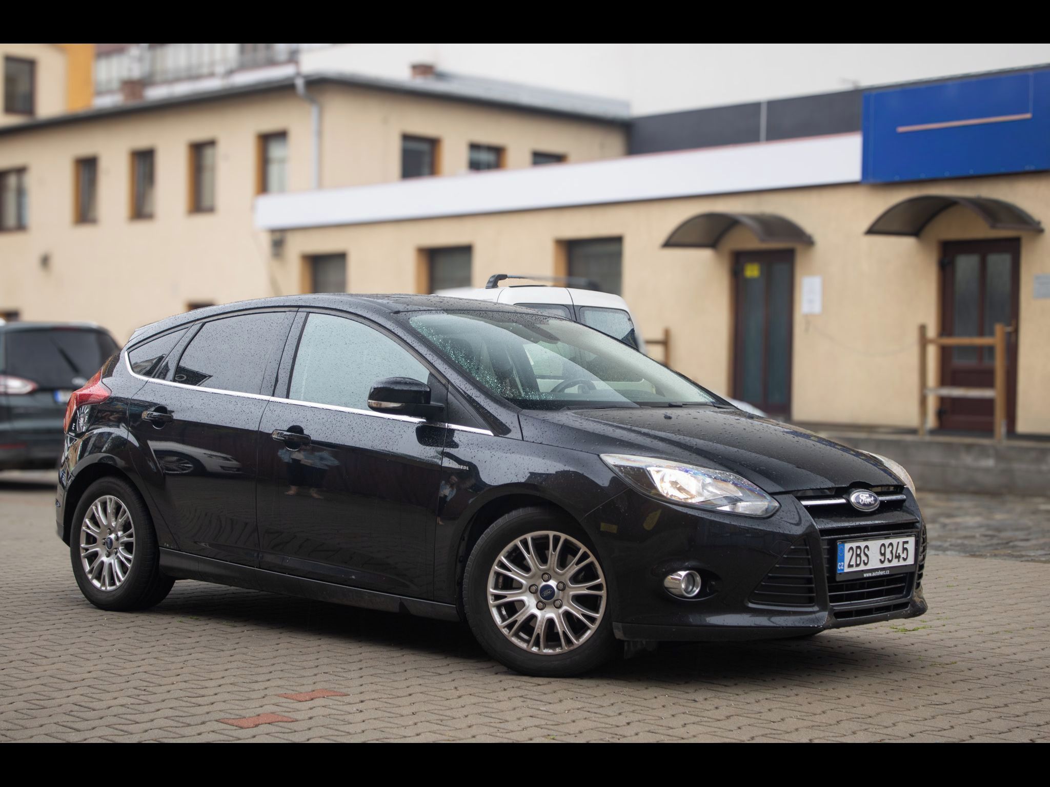 Ford Focus, Servisované, bez investic - fotka 3