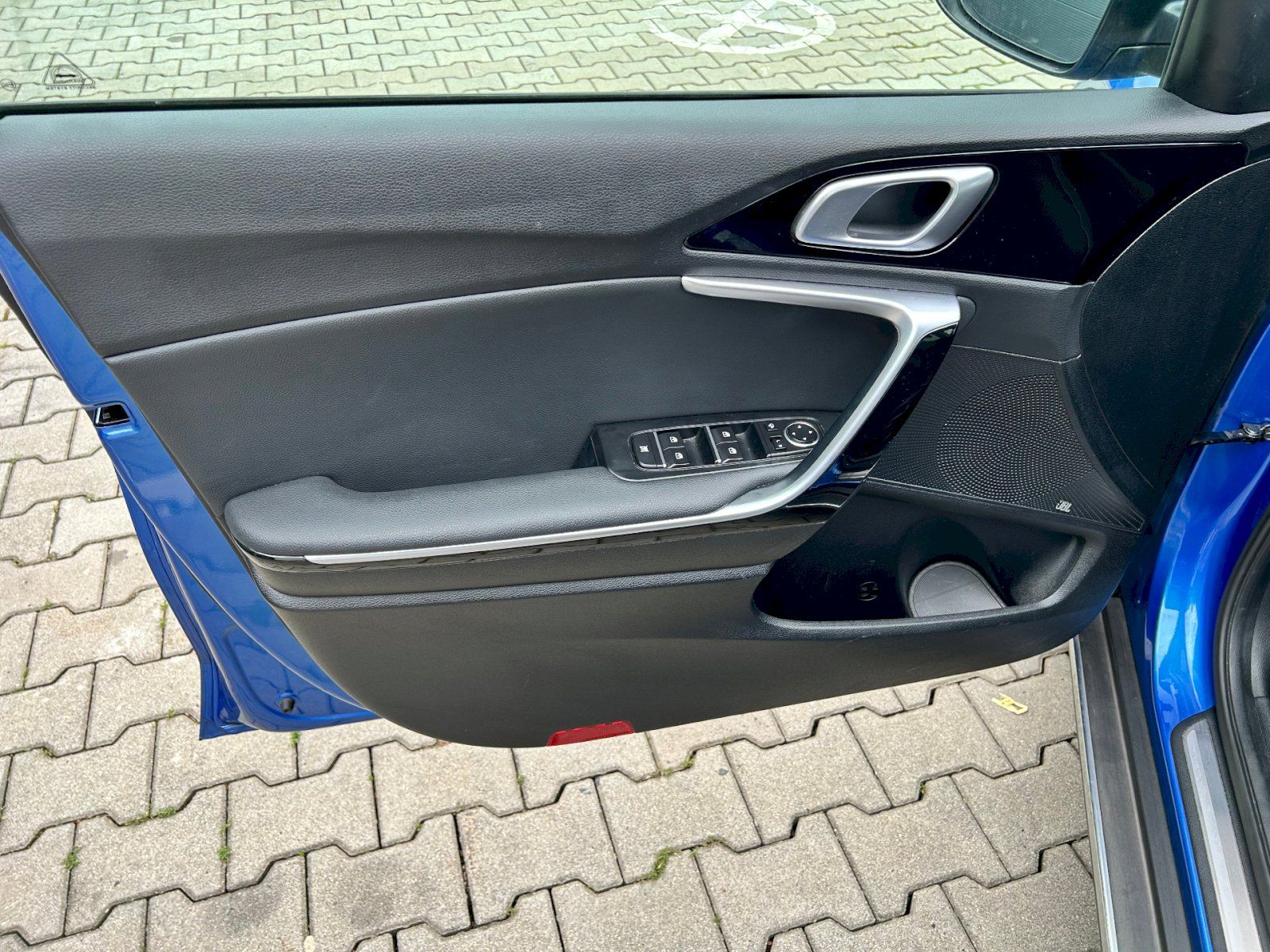 Kia XCee´d, 1.4T-GDi 103kW/140PS Exclusive - fotka 6