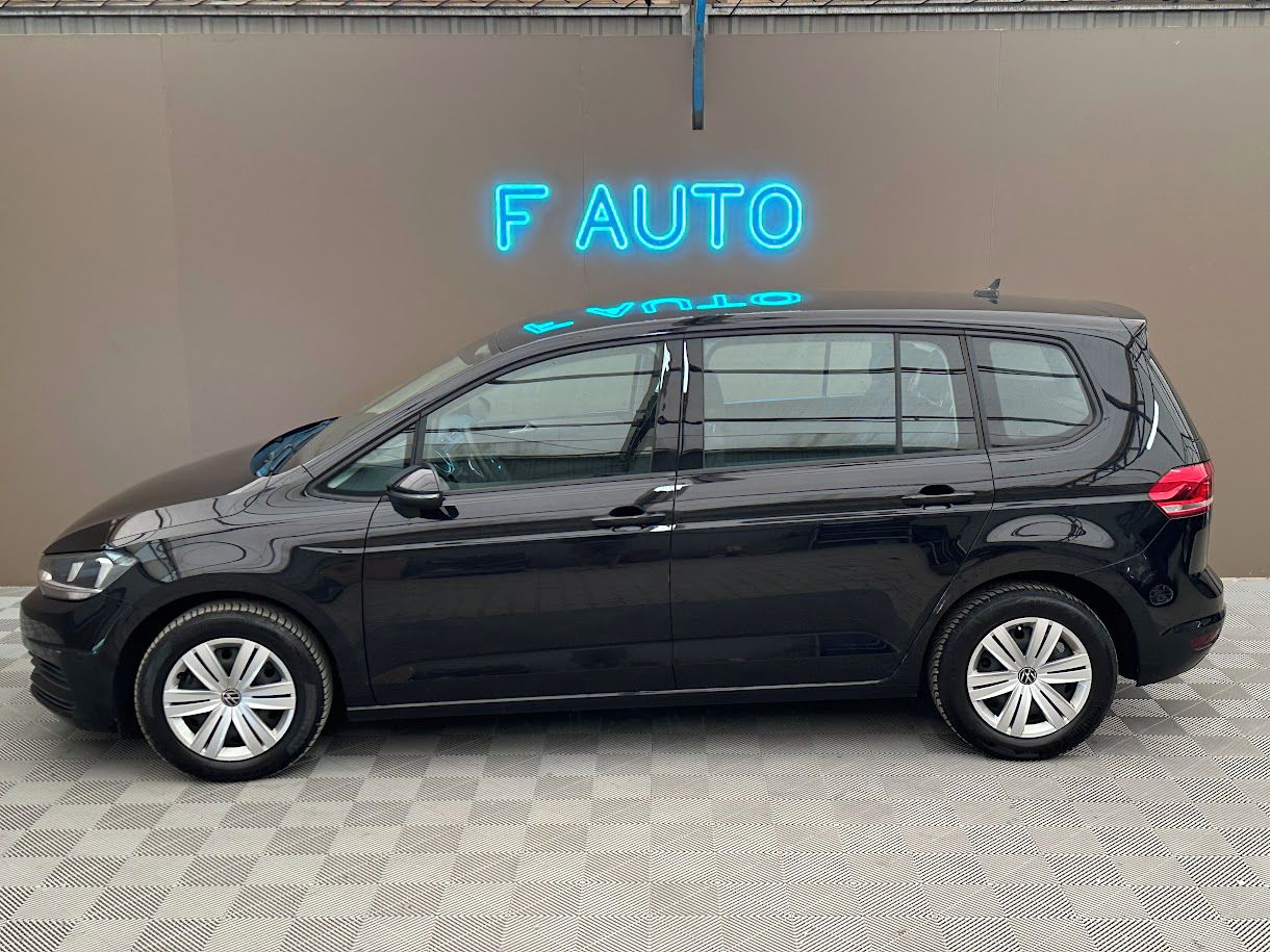 Volkswagen Touran, 2.0 TDi SCR Trendline - fotka 5